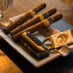 How Should Beginners Choose Their Cigar Accessories Set?